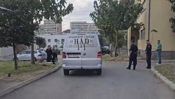 ТЕЛА ТРОЈИЦЕ СРБА УБИЈЕНИХ У БАЊСКОЈ ПРЕДАТА ПОРОДИЦАМА: Обдукциони налази тек за 15 дана (ФОТО) ТЕЛА ТРОЈИЦЕ СРБА УБИЈЕНИХ У БАЊСКОЈ ПРЕДАТА ПОРОДИЦАМА: Обдукциони налази тек за 15 дана (ФОТО)
