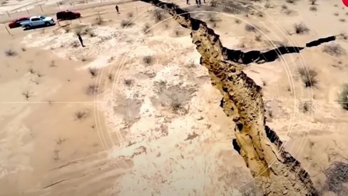 NASTAJE NOVI OKEAN: Pukotina cepa kontinent na dva dela - naučnici izmerili pokrete zemlje i dali prognoze (VIDEO) NASTAJE NOVI OKEAN: Pukotina cepa kontinent na dva dela - naučnici izmerili pokrete zemlje i dali prognoze (VIDEO)