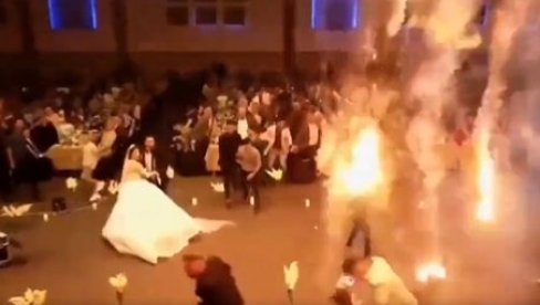 OGLASILI SE MLADENCI NA ČIJOJ JE SVADBI POGINULO VIŠE OD 100 LJUDI: Ovo su rekli o nezapamćenoj tragediji (FOTO/VIDEO) OGLASILI SE MLADENCI NA ČIJOJ JE SVADBI POGINULO VIŠE OD 100 LJUDI: Ovo su rekli o nezapamćenoj tragediji (FOTO/VIDEO)