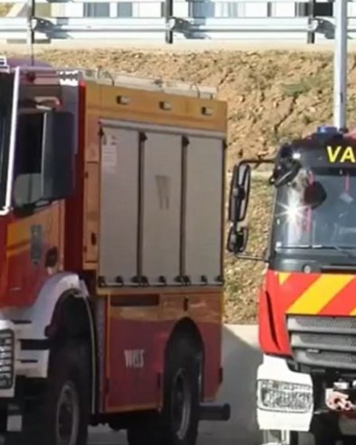 ИМА МРТВИХ У ПОЖАРУ: Ватра планула у дрвеној кући - Ватрогасци одмах реаговали