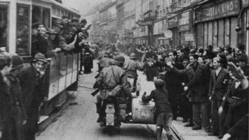ТРИЈУМФ КАТОЛИЧКОГ СЕПАРАТИЗМА: Од хрватске издаје 1941. до увођења диктатуре Пролетеријата 1945. ТРИЈУМФ КАТОЛИЧКОГ СЕПАРАТИЗМА: Од хрватске издаје 1941. до увођења диктатуре Пролетеријата 1945.