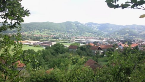 UBIO BRATA KUHINJSKIM NOŽEM: Posle zločina uhapšen muškarac u Bijelom Polju UBIO BRATA KUHINJSKIM NOŽEM: Posle zločina uhapšen muškarac u Bijelom Polju
