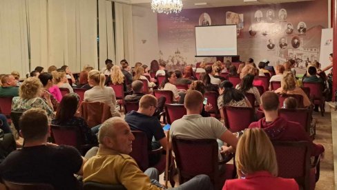NOVA VIZIJA ISCELJENJA: Projekcija dokumentarca Mudrost traume u Kraljevu NOVA VIZIJA ISCELJENJA: Projekcija dokumentarca Mudrost traume u Kraljevu