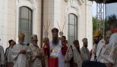 SVAKOME JE MIR POTREBAN: Patrijarh u Subotici na proslavi Patrona Eparhije bačke SVAKOME JE MIR POTREBAN: Patrijarh u Subotici na proslavi Patrona Eparhije bačke