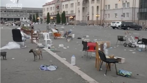 GRADOVI DUHOVA: Iz Nagorno-Karabaha izbeglo više od 100.000 Jermena - ostala pustoš (FOTO) GRADOVI DUHOVA: Iz Nagorno-Karabaha izbeglo više od 100.000 Jermena - ostala pustoš (FOTO)