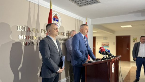У ХЕРЦЕГОВИНИ ВИШЕ ГАЗДИНСТАВА ПОГОЂЕНО АФРИЧКОМ КУГОМ СВИЊА: Казне за нелегалне трговце У ХЕРЦЕГОВИНИ ВИШЕ ГАЗДИНСТАВА ПОГОЂЕНО АФРИЧКОМ КУГОМ СВИЊА: Казне за нелегалне трговце