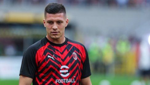 LUKA JOVIĆ STARTUJE PROTIV SVOJIH: Milan bez Olivijea Žirua i Rafaela Leaa napada Fiorentinu