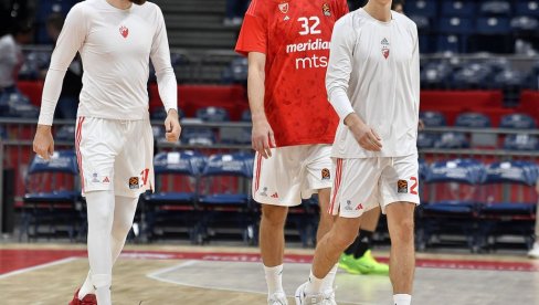 OVACIJE KAKVIH ODAVNO NIJE BILO: Kada je on ušao u Arenu pred Zvezda - Asvel, nema ko nije bio srećan (FOTO)