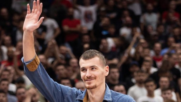 БОРИШИ ДОШЛО ДА УЗМЕ ЛОПТУ: За два месеца бих можда могао да почнем са тренинзима БОРИШИ ДОШЛО ДА УЗМЕ ЛОПТУ: За два месеца бих можда могао да почнем са тренинзима