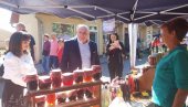 ИЋЕ, ПИЋЕ И РАДОСТ ЗА НАЈМЛАЂЕ: У Лешници одржани Михољски сусрети села (ФОТО) ИЋЕ, ПИЋЕ И РАДОСТ ЗА НАЈМЛАЂЕ: У Лешници одржани Михољски сусрети села (ФОТО)