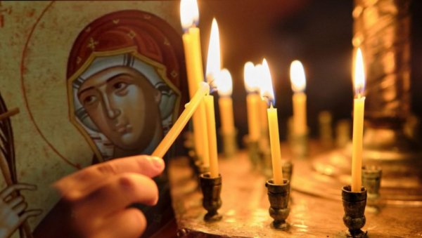 ПРАВОСЛАВНИ ВЕРНИЦИ СЛАВЕ ТРИ АПОСТОЛА: Данас ваља изговорити ову молитву, уколико сте у невољи ПРАВОСЛАВНИ ВЕРНИЦИ СЛАВЕ ТРИ АПОСТОЛА: Данас ваља изговорити ову молитву, уколико сте у невољи