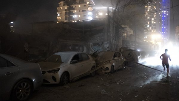 ТО ЈЕ ДАН ЗА ЖРТВУ, ХЕРОЈСТВО И ПОСВЕЋЕНОСТ: Хамас позвао све муслимане да изађу на улице ТО ЈЕ ДАН ЗА ЖРТВУ, ХЕРОЈСТВО И ПОСВЕЋЕНОСТ: Хамас позвао све муслимане да изађу на улице