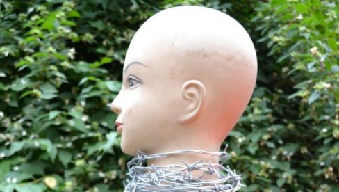 PREDLOG ENTERIJERA ZA KABINET MINISTRA VOJNOG: Izložba skulptura Radivoja Markovića u Zrenjaninu PREDLOG ENTERIJERA ZA KABINET MINISTRA VOJNOG: Izložba skulptura Radivoja Markovića u Zrenjaninu