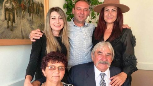 PROSLAVILI ZLATNU, NA REDU DIJAMANTSKA SVADBA: Borivoje i Dragica Jevtić pola veka žive u ljubavi i slozi i odaju svoj recept trajanja (FOTO) PROSLAVILI ZLATNU, NA REDU DIJAMANTSKA SVADBA: Borivoje i Dragica Jevtić pola veka žive u ljubavi i slozi i odaju svoj recept trajanja (FOTO)