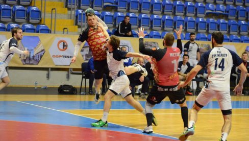UBEDLJIVI METALAC I GOČ-MERKUR: Pobede kraljevačkih i vrnjačkih rukometaša UBEDLJIVI METALAC I GOČ-MERKUR: Pobede kraljevačkih i vrnjačkih rukometaša