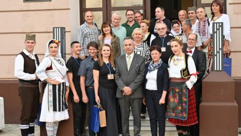 „RESAVA IGRA I PEVA“: Susret folklornih ansambala veterana (FOTO) „RESAVA IGRA I PEVA“: Susret folklornih ansambala veterana (FOTO)