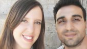 ХАМАС МИ ЈЕ ОДВЕО ЖЕНУ И ДВОЈЕ МАЛЕ ДЕЦЕ У ГАЗУ Неутешни отац: Остала ми је само нада ХАМАС МИ ЈЕ ОДВЕО ЖЕНУ И ДВОЈЕ МАЛЕ ДЕЦЕ У ГАЗУ Неутешни отац: Остала ми је само нада