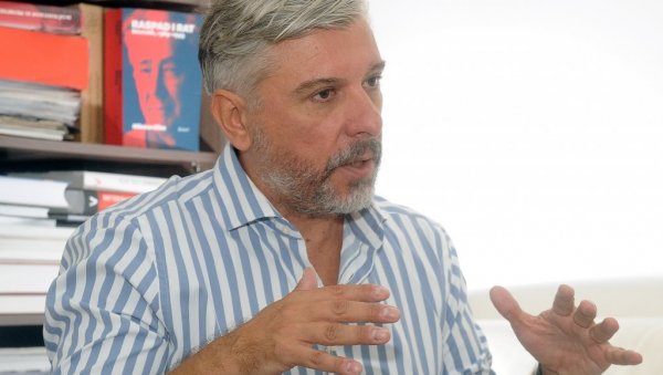 ЋУТАЊЕ ВЕЛИКО КАО ЗЛОЧИН: Проф. др Хрвоје Класић, историчар, о отварању ватиканских архива и Алојзију Степинцу ЋУТАЊЕ ВЕЛИКО КАО ЗЛОЧИН: Проф. др Хрвоје Класић, историчар, о отварању ватиканских архива и Алојзију Степинцу