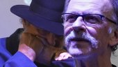 BOŽOVIĆ LJUBIO LAUŠEVU RUKU: Prizor koji steže grudi - najemotivnija scena sa premijere Heroja Halijarda (FOTO)