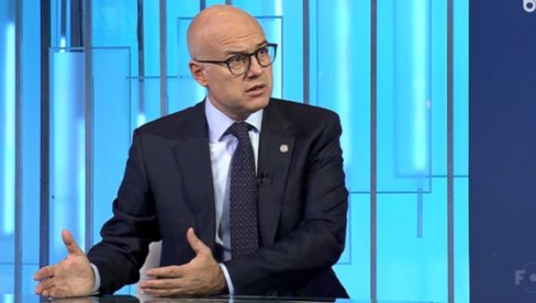 ZA 24 ČASA PALA JE LAŽ PROTIV PREDSEDNIKA VUČIĆA I DANILA KAO BLATO S TOČKOVA: Vučević o sramnim optužbama ZA 24 ČASA PALA JE LAŽ PROTIV PREDSEDNIKA VUČIĆA I DANILA KAO BLATO S TOČKOVA: Vučević o sramnim optužbama
