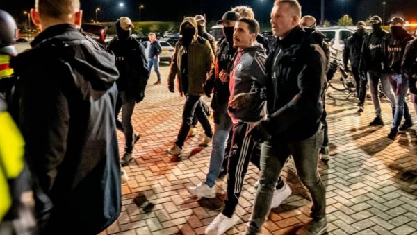ДА ЈЕ РАША ОТИШАО САМ, НАСТРАДАО БИ: Капитен Легије о паклу кроз који су он и Панков прошли у холандском затвору ДА ЈЕ РАША ОТИШАО САМ, НАСТРАДАО БИ: Капитен Легије о паклу кроз који су он и Панков прошли у холандском затвору