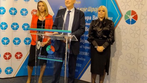 ZA TRI GODINE 14 KRIVIČNIH PRIJAVA: Naučno-stručna konferencija Ekologija i pravo u Novom Sadu ZA TRI GODINE 14 KRIVIČNIH PRIJAVA: Naučno-stručna konferencija Ekologija i pravo u Novom Sadu