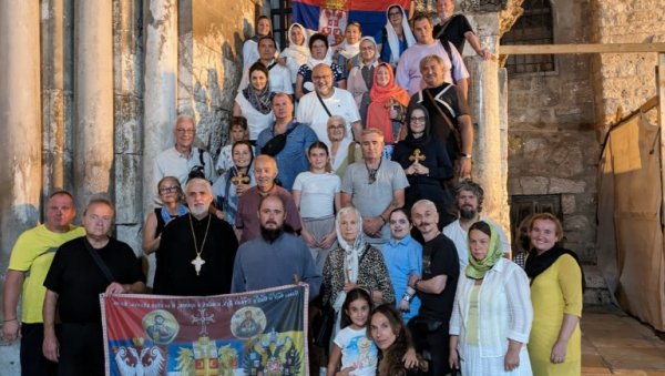 ХВАЛА, СРБИЈО! После вишедневне неизвесности и последњи из групе од 50 Срба ходочасника напушта Израел ХВАЛА, СРБИЈО! После вишедневне неизвесности и последњи из групе од 50 Срба ходочасника напушта Израел