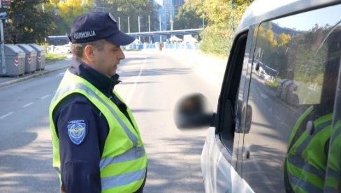 POSTOJI LI TOLIKO HITAN POZIV KOJI JE VREDAN ŽIVOTA? MUP apeluje na vozače da ne koriste mobilne tokom vožnje (VIDEO)