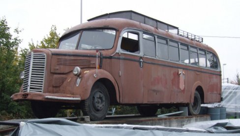 VREDI PRAVO BOGATSTVO: Koliko košta autobus iz Ko to tamo peva VREDI PRAVO BOGATSTVO: Koliko košta autobus iz Ko to tamo peva