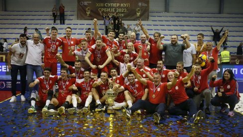 NOVI TROFEJ ZA VOJVODINU: Odbojkaši kluba iz Novog Sada peti put osvojili Superkup Srbije NOVI TROFEJ ZA VOJVODINU: Odbojkaši kluba iz Novog Sada peti put osvojili Superkup Srbije