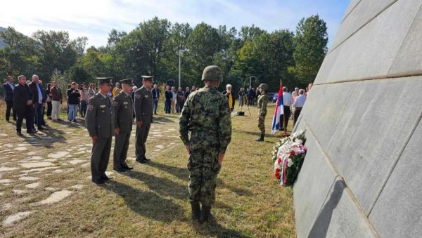 ПОЧАСТ ХРАБРИМ БОРЦИМА: Обележена 82. годишњица битке на Попини ПОЧАСТ ХРАБРИМ БОРЦИМА: Обележена 82. годишњица битке на Попини