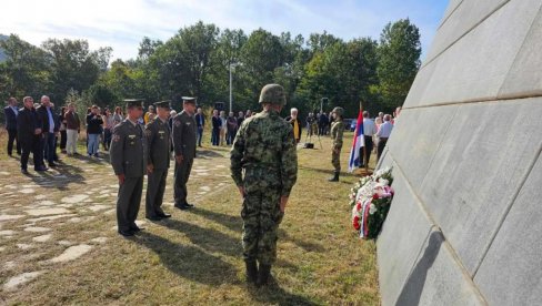 POČAST HRABRIM BORCIMA: Obeležena 82. godišnjica bitke na Popini POČAST HRABRIM BORCIMA: Obeležena 82. godišnjica bitke na Popini