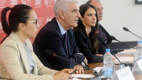 NE SME DA PRILAZI BIVŠOJ ŽENI: Igoru Munjiću, mužu poznate advokatice Irine Munjić, izrečena mera zabrane zbog nasilja u porodici NE SME DA PRILAZI BIVŠOJ ŽENI: Igoru Munjiću, mužu poznate advokatice Irine Munjić, izrečena mera zabrane zbog nasilja u porodici