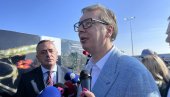 ВУЧИЋ НА ПИТАЊЕ НОВОСТИ: Ни метар пута нису изградили они који су то обећавали ВУЧИЋ НА ПИТАЊЕ НОВОСТИ: Ни метар пута нису изградили они који су то обећавали