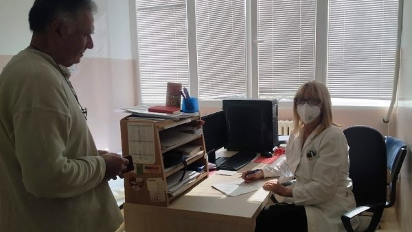 У ПАРАЋИНУ 133 ПРЕВЕНТИВНА ПРЕГЛЕДА: Гужва за оба скрининга у организацији здравствених установа У ПАРАЋИНУ 133 ПРЕВЕНТИВНА ПРЕГЛЕДА: Гужва за оба скрининга у организацији здравствених установа