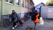 ZA KORISNIKE NARODNE KUHINJE U PARAĆINU: Pored redovnog obroka, dodatna količina hrane ZA KORISNIKE NARODNE KUHINJE U PARAĆINU: Pored redovnog obroka, dodatna količina hrane