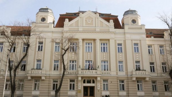 УЧЕ ЗА НАШЕ ТРЖИШТЕ РАДА У Суботици ће бити изграђен највећи тренинг центар за дуално образовање УЧЕ ЗА НАШЕ ТРЖИШТЕ РАДА У Суботици ће бити изграђен највећи тренинг центар за дуално образовање