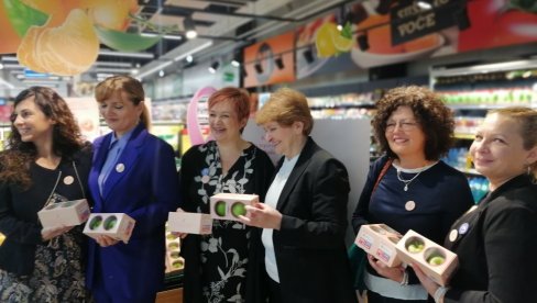 NEMA CENU U BORBI PROTIV KARCINOMA: Počela akcija za prevenciju raka dojke - kupite jabuke i pomozite NEMA CENU U BORBI PROTIV KARCINOMA: Počela akcija za prevenciju raka dojke - kupite jabuke i pomozite