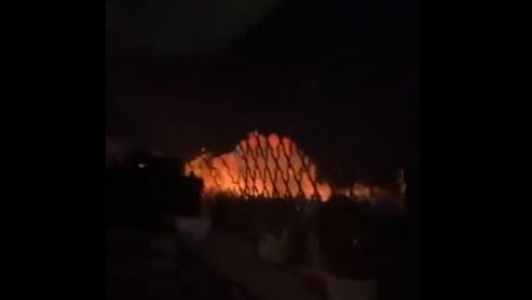SVE JE RAZORENO, ČUJU SE JECAJU, MRTVI NA SVE STRANE: Prvi snimci iz bolnice u Gazi u kojoj je poginulo 500 ljudi (VIDEO) SVE JE RAZORENO, ČUJU SE JECAJU, MRTVI NA SVE STRANE: Prvi snimci iz bolnice u Gazi u kojoj je poginulo 500 ljudi (VIDEO)