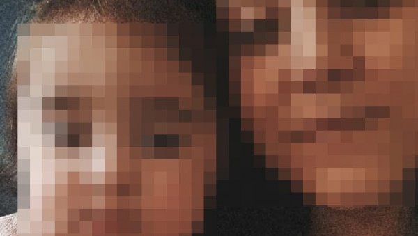 ОВО ЈЕ ДЕВОЈЧИЦА КОЈА ЈЕ ПОГИНУЛА КОД ЗРЕЊАНИНА: Мајка детета возила ауто, покушала да избегне пса, па слетела са пута (ФОТО) ОВО ЈЕ ДЕВОЈЧИЦА КОЈА ЈЕ ПОГИНУЛА КОД ЗРЕЊАНИНА: Мајка детета возила ауто, покушала да избегне пса, па слетела са пута (ФОТО)