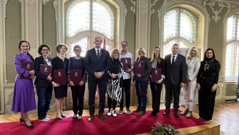 NAGRADA NESTOR DIMITRIJEVIĆ: Sedam dobitnika novoustanovljenog priznanja u oblasti obrazovanja NAGRADA NESTOR DIMITRIJEVIĆ: Sedam dobitnika novoustanovljenog priznanja u oblasti obrazovanja