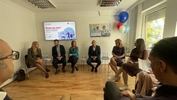 ПОМОЋ У ТРАЖЕЊУ ПОСЛА: Отворен Центар за особе са инвалидитетом ПОМОЋ У ТРАЖЕЊУ ПОСЛА: Отворен Центар за особе са инвалидитетом