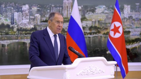 ЛАВРОВ ПОРУЧИО ИЗ ПЈОНГЈАНГА: Односи Северне Кореје и Русије су се подигли на нови стратешки ниво ЛАВРОВ ПОРУЧИО ИЗ ПЈОНГЈАНГА: Односи Северне Кореје и Русије су се подигли на нови стратешки ниво