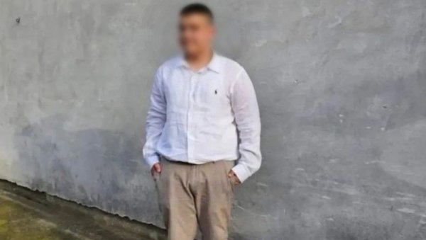 ДОБРЕ ВЕСТИ: Пронађен Матеј (15) који је јуче нестао у Сомбору ДОБРЕ ВЕСТИ: Пронађен Матеј (15) који је јуче нестао у Сомбору