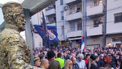 DRUGOSRBIJANCI USTALI PROTIV OBELEŽJA DRAŽI: Na kritike zbog spomenika istoričari odgovaraju - Mihailović je priznat lider pokreta otpora DRUGOSRBIJANCI USTALI PROTIV OBELEŽJA DRAŽI: Na kritike zbog spomenika istoričari odgovaraju - Mihailović je priznat lider pokreta otpora