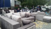 NISU SITNICE VEĆ KRUPNICE: Evo šta se sve moglo pazariti na vašaru u Paraćinu (FOTO) NISU SITNICE VEĆ KRUPNICE: Evo šta se sve moglo pazariti na vašaru u Paraćinu (FOTO)