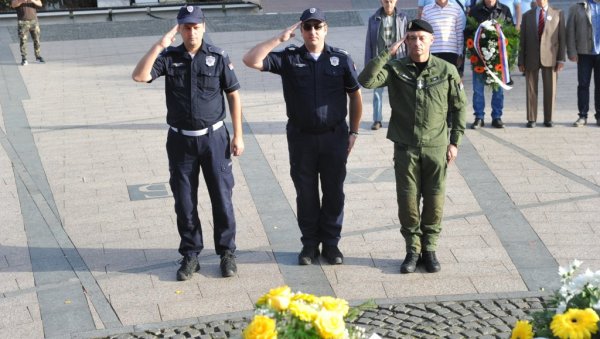 У СЛАВУ СРПСКИМ ЈУНАЦИМА: Обележен Дан ослобођења Краљева у Првом светском рату (ФОТО) У СЛАВУ СРПСКИМ ЈУНАЦИМА: Обележен Дан ослобођења Краљева у Првом светском рату (ФОТО)