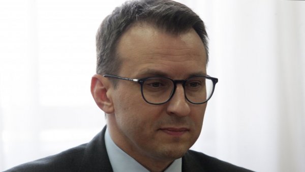ИЗДРЖАЋЕ СРПСКИ НАРОД Петковић: Курти признао да му је једини циљ да укине и протера српску робу са КиМ ИЗДРЖАЋЕ СРПСКИ НАРОД Петковић: Курти признао да му је једини циљ да укине и протера српску робу са КиМ