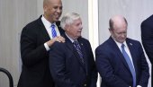 NE MRZIM PALESTINCE, MRZIM HAMAS: Američki senatori u poseti Izraelu