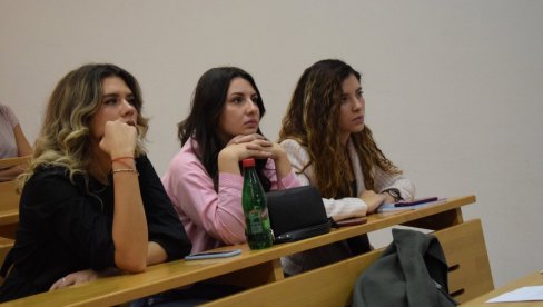 INICIJATIVA UDRUŽENJA ZAŠTITNIK PREDUZETNIKA: Učešće u programu Moja prva plata omogućiti i studentima INICIJATIVA UDRUŽENJA ZAŠTITNIK PREDUZETNIKA: Učešće u programu Moja prva plata omogućiti i studentima